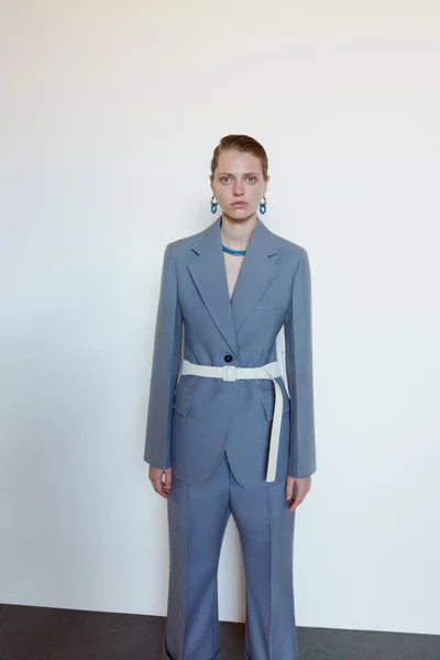 Look 13